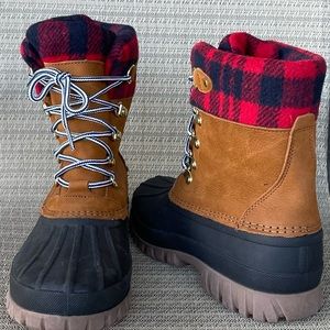 J Crew Winter Duck Boots in Nubuck Leather Red Black Check Size 9